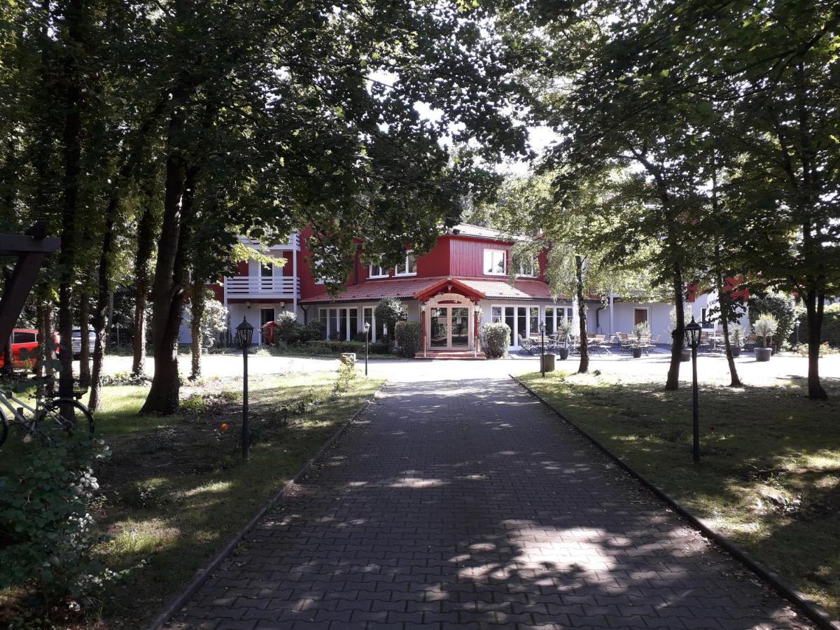 Hotel Rosengarten Leipzig-Naunhof Exteriör bild